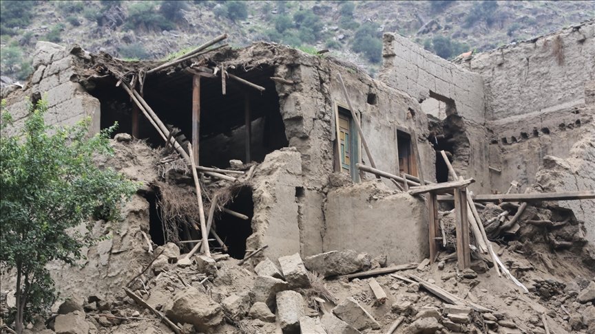 Afganistan'da 6.0 büyüklüğünde deprem