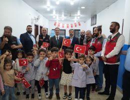 Sadakataşı ve Avusturya İHA kurumları Lübnan’a yardım ulaştırdı