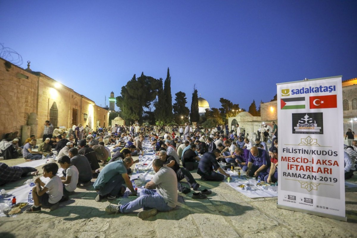 Ramazan Gönülden Gönüle Temastır