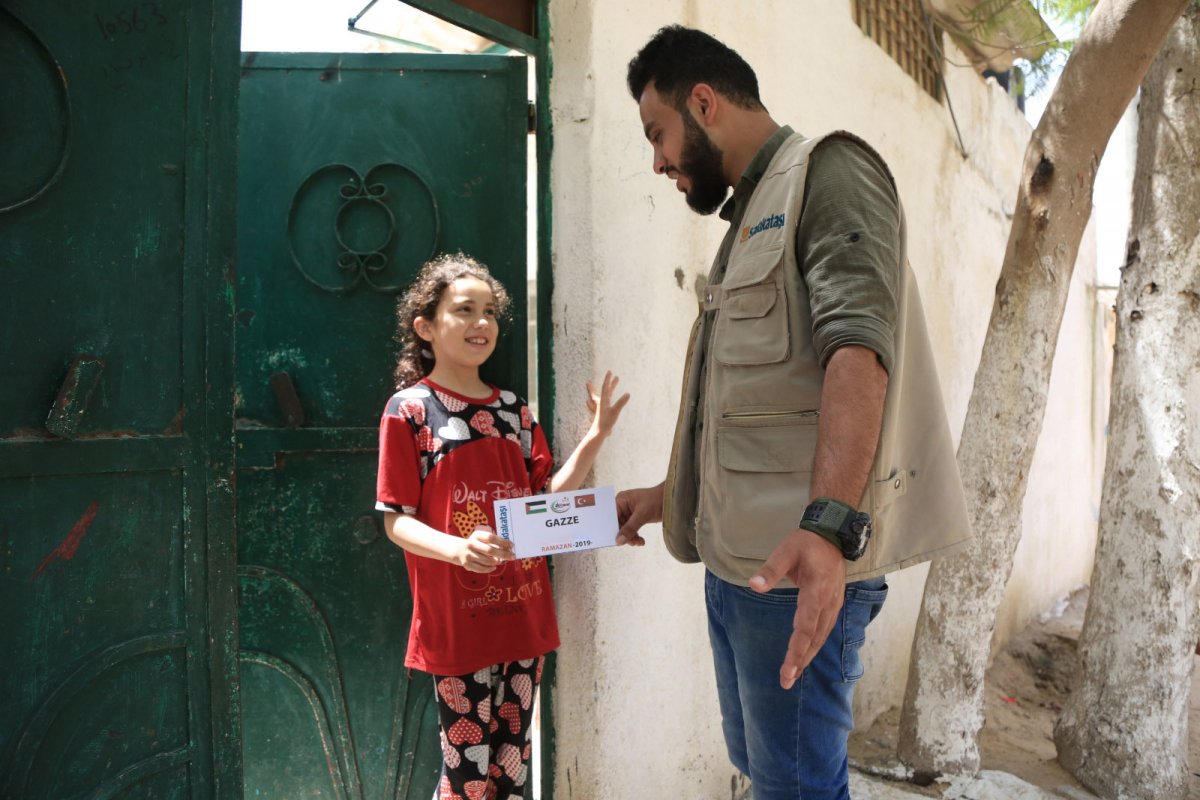 Ramazan Gönülden Gönüle Temastır